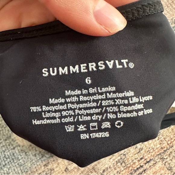 Summersalt The Cove Black and White Colorblock One Piece sz 6 - Picture 9 of 9